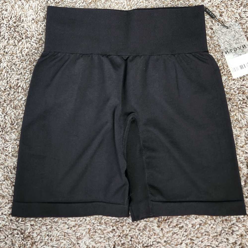NVGTN Black Solid Seamless Shorts Small